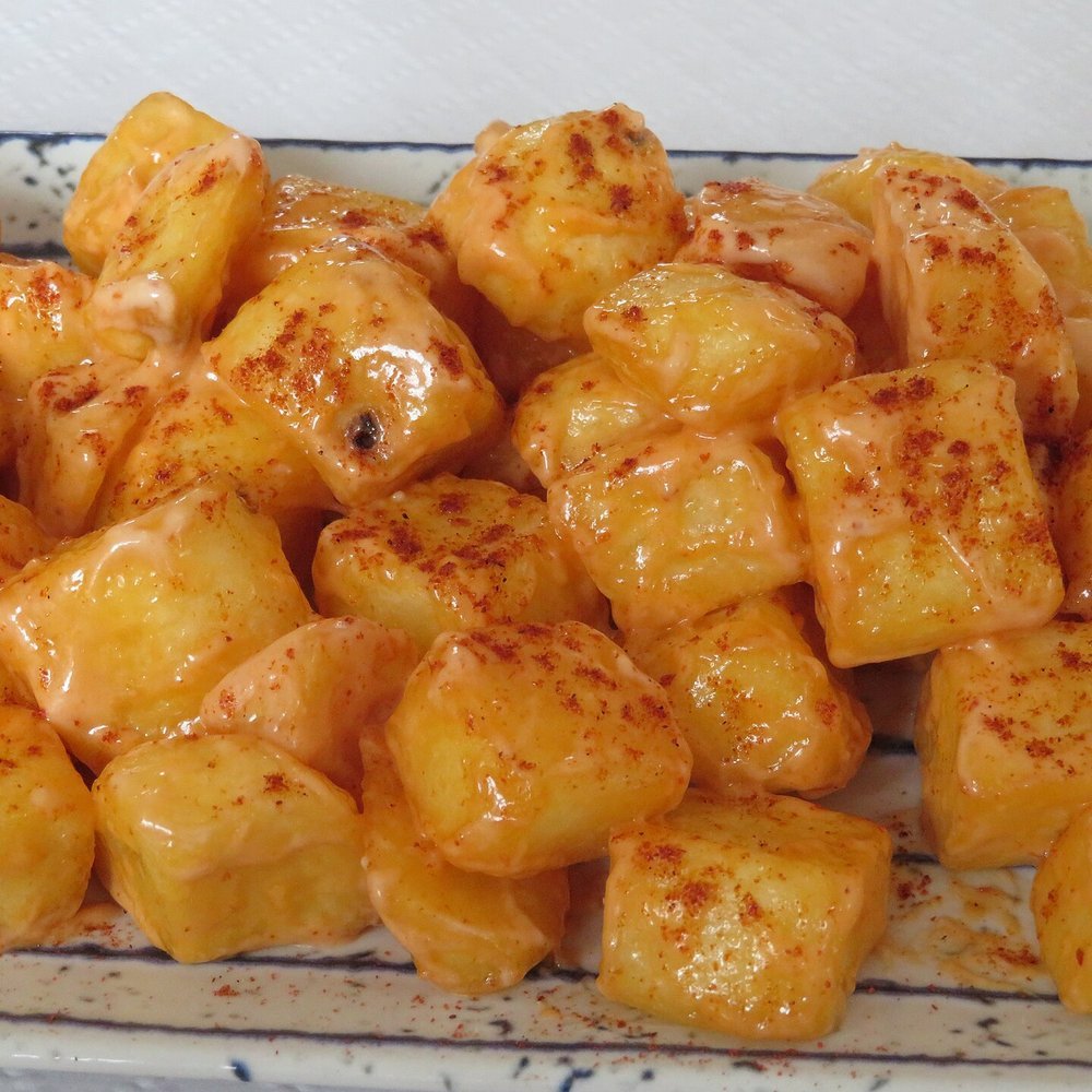 Patatas bravas
